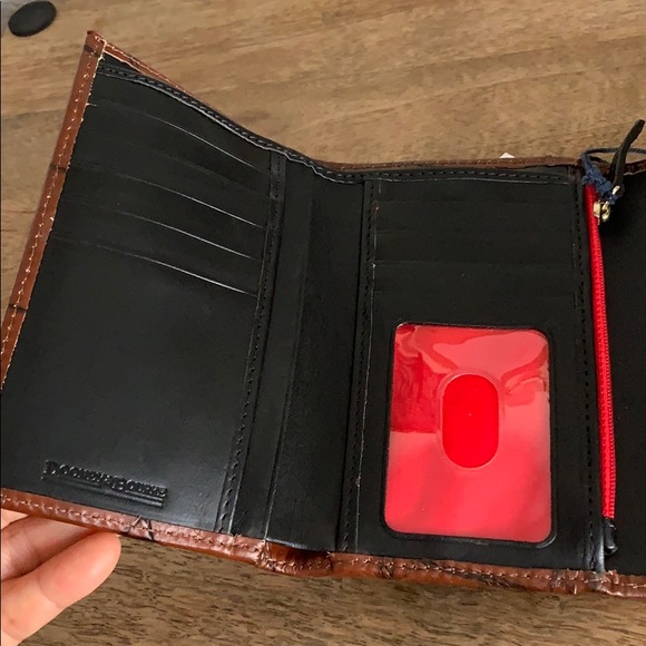 π Dooney & Bourke Wallet - Picture 11 of 16